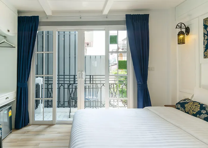 Hotel White Ivory