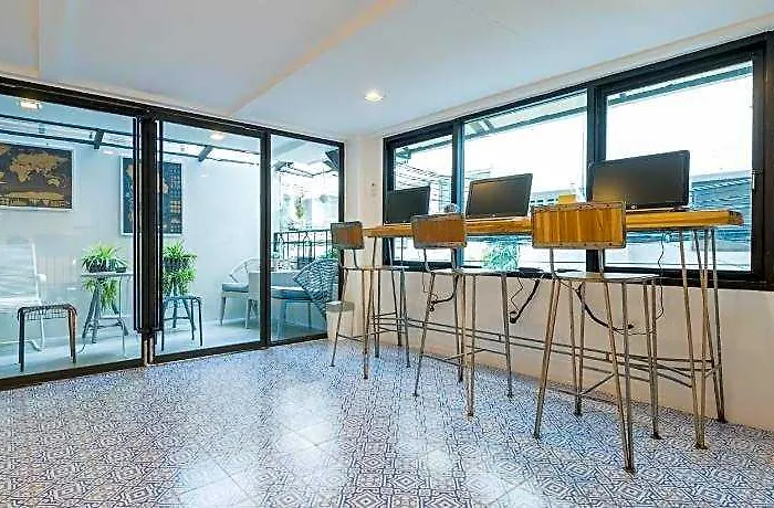 Hotel White Ivory 3*