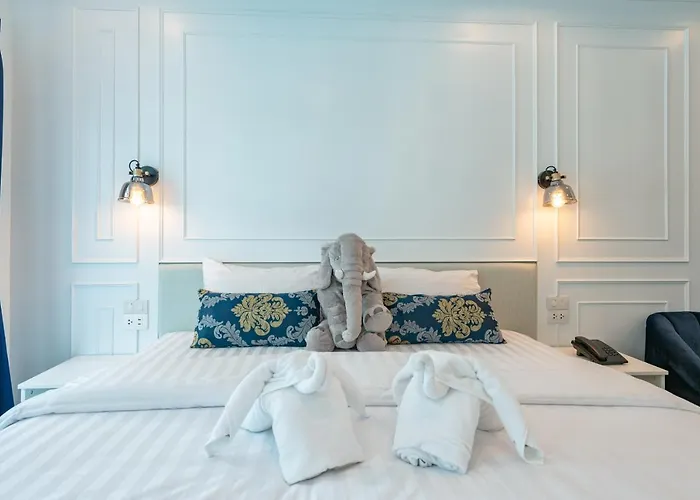 White Ivory Hotel 3*